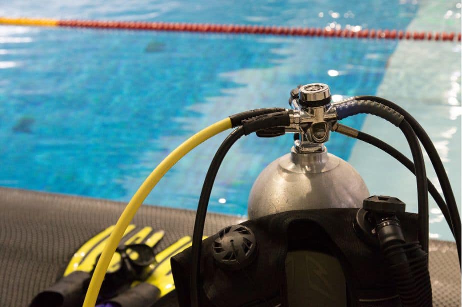 diving course pool
