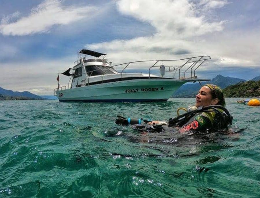 Diving Ilhabela - Ilha das Cabras for Accredited